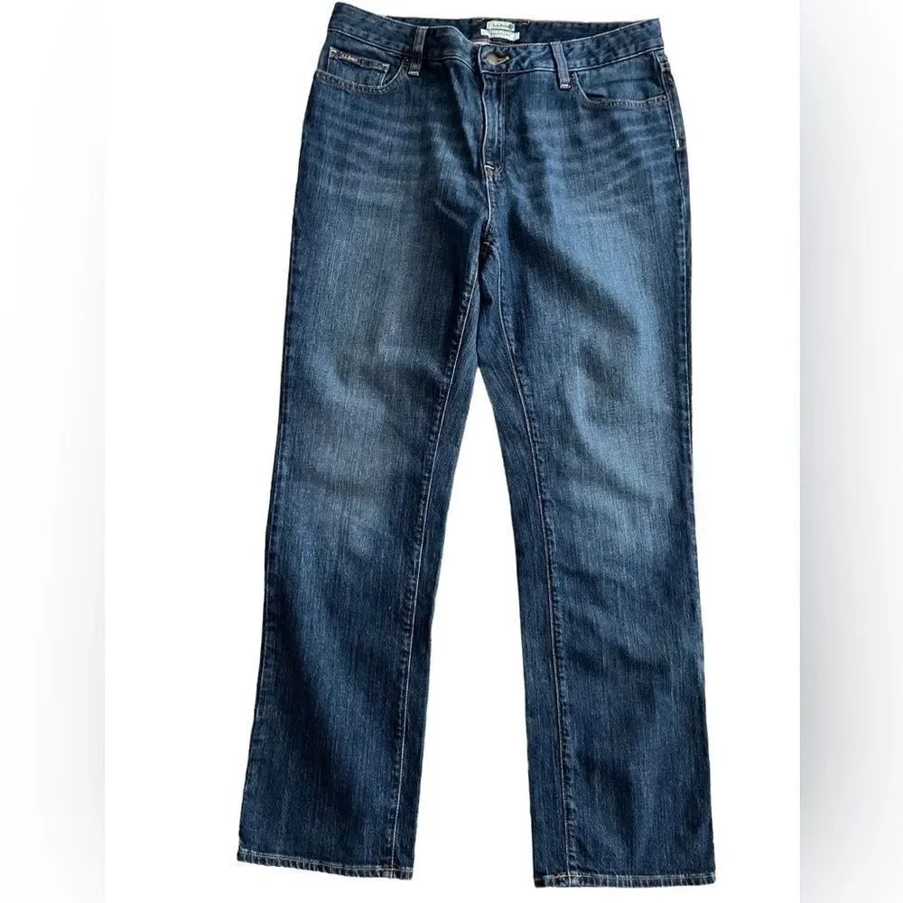 LL Bean Womens Regular Favorite Fit  Straight Leg Mid Rise jeans size 12.
